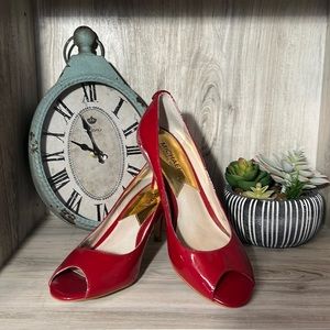 ❤️😍Michael MICHAEL KORS Red Patent Leather Peep Toe 3” Pumps